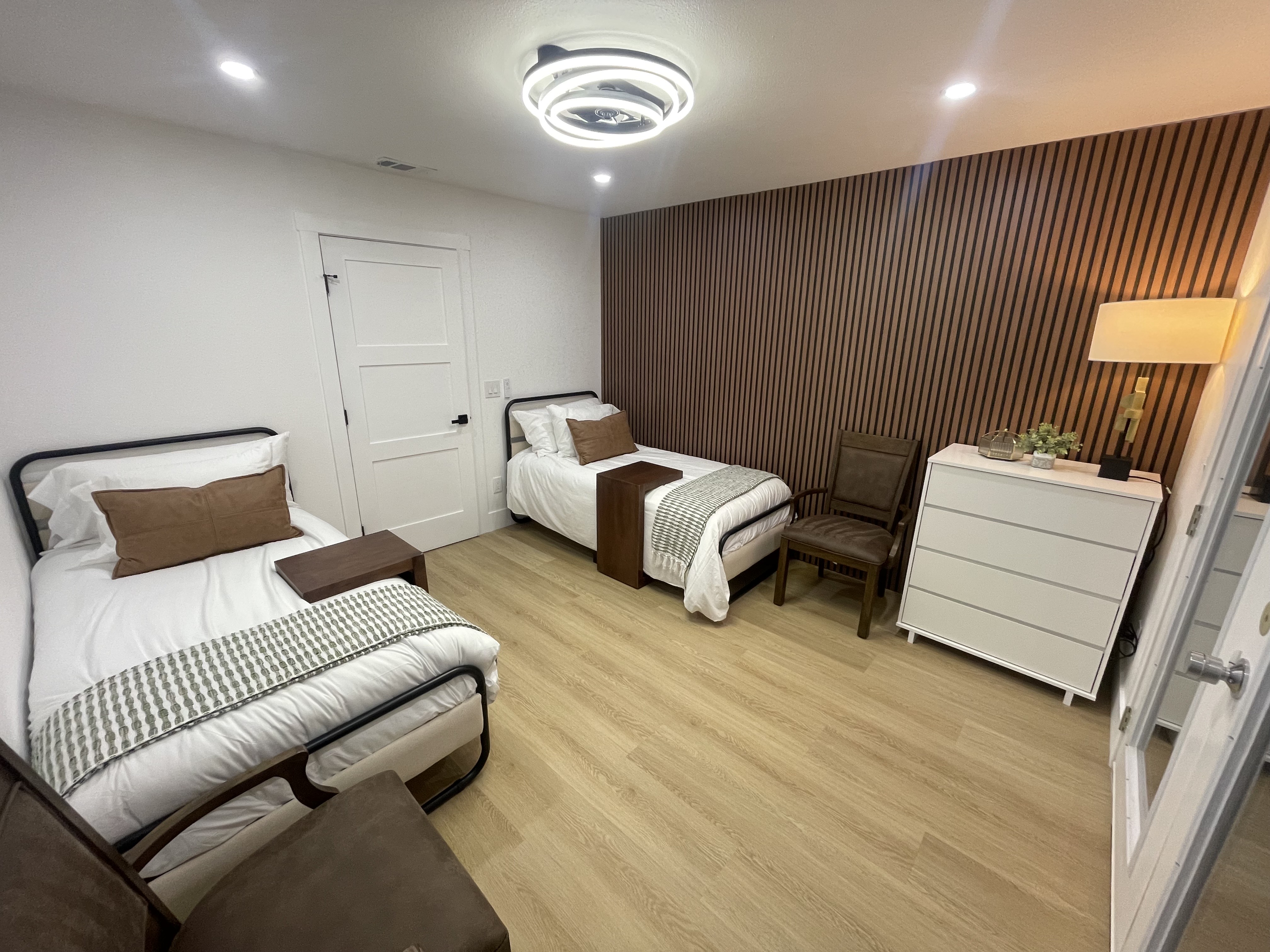 Assisted Living Home Like Environment - Golden Years Resort - San Luis Obispo County